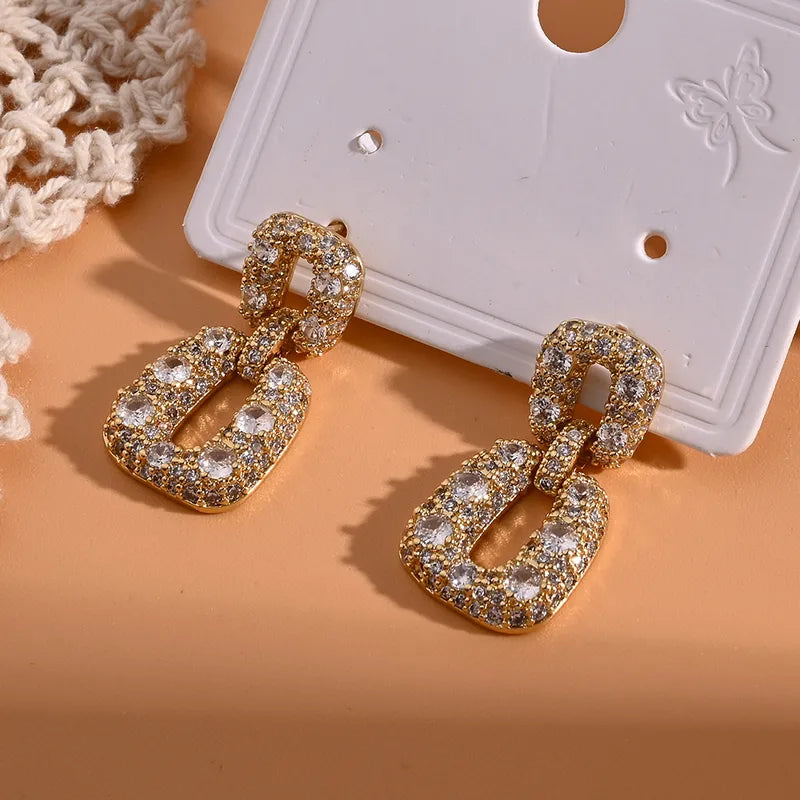 Gilded Glam Link Earring