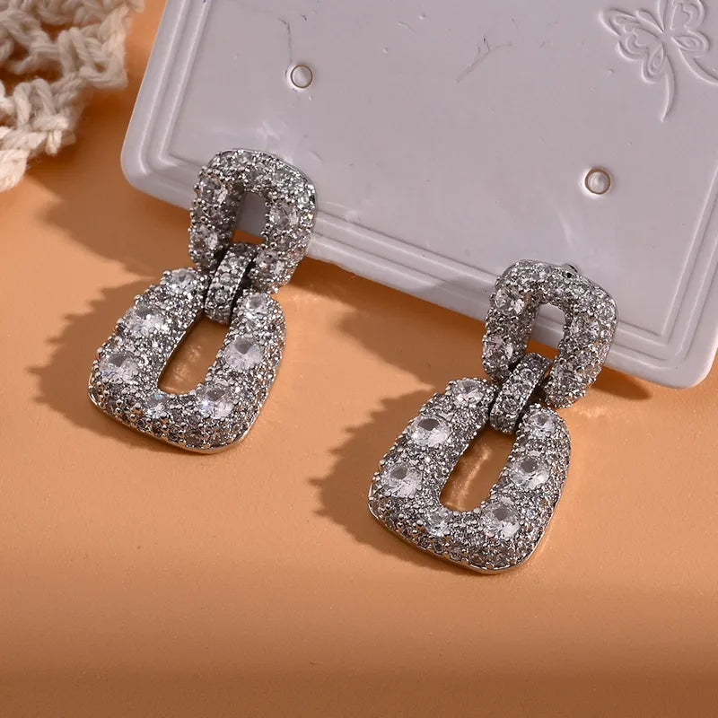 Gilded Glam Link Earring