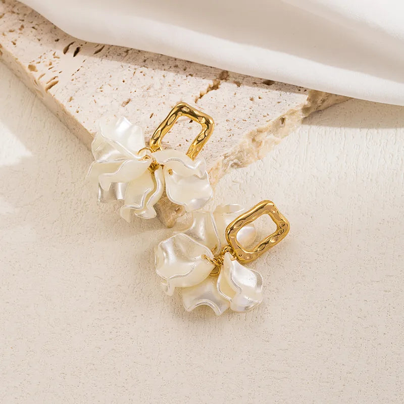 Ivory Bloom Dangle Earring