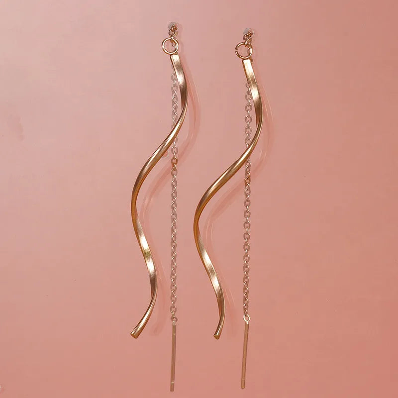 Wave Drop Earring