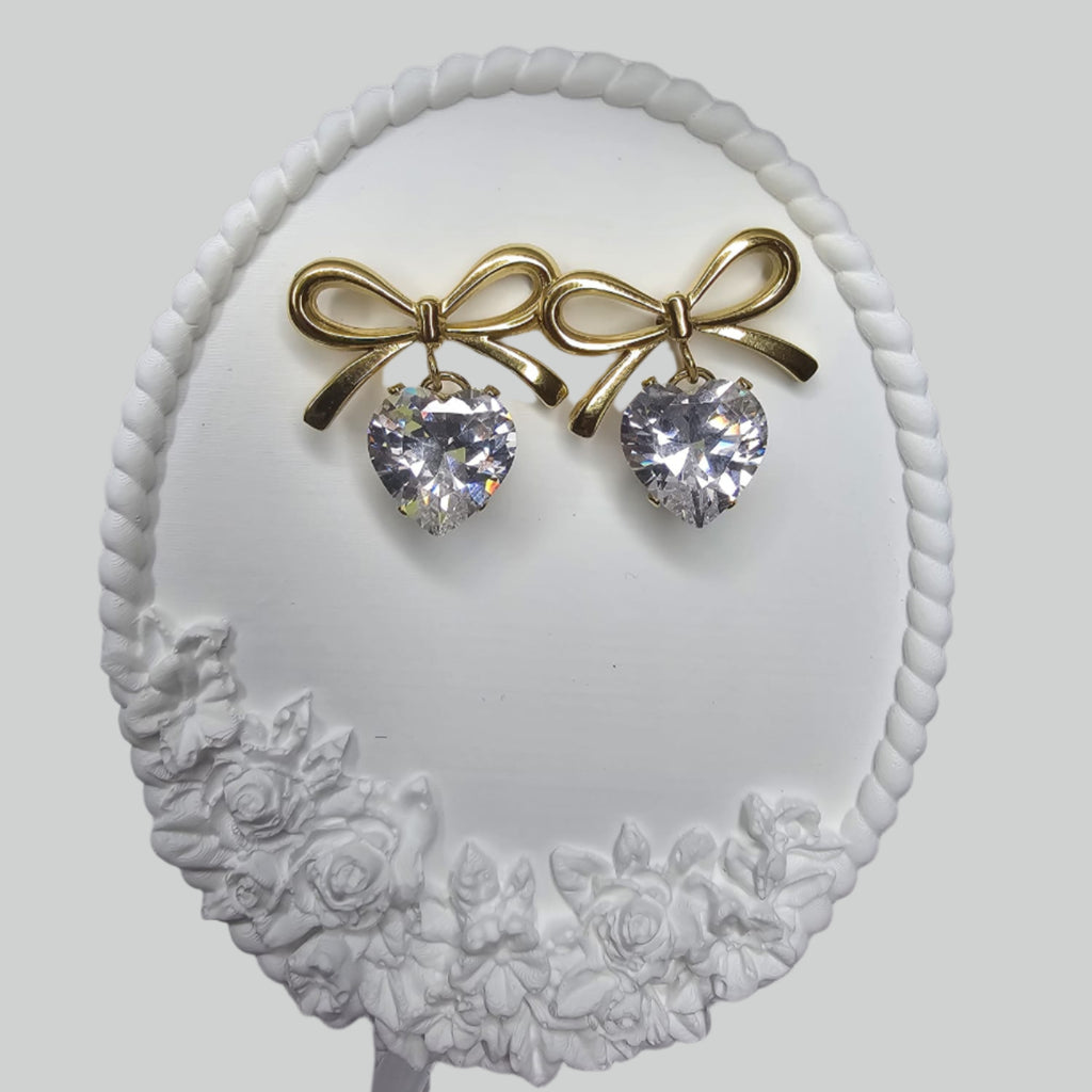 Elegant Sweet Heart Shape Bow Knot Ear Stud