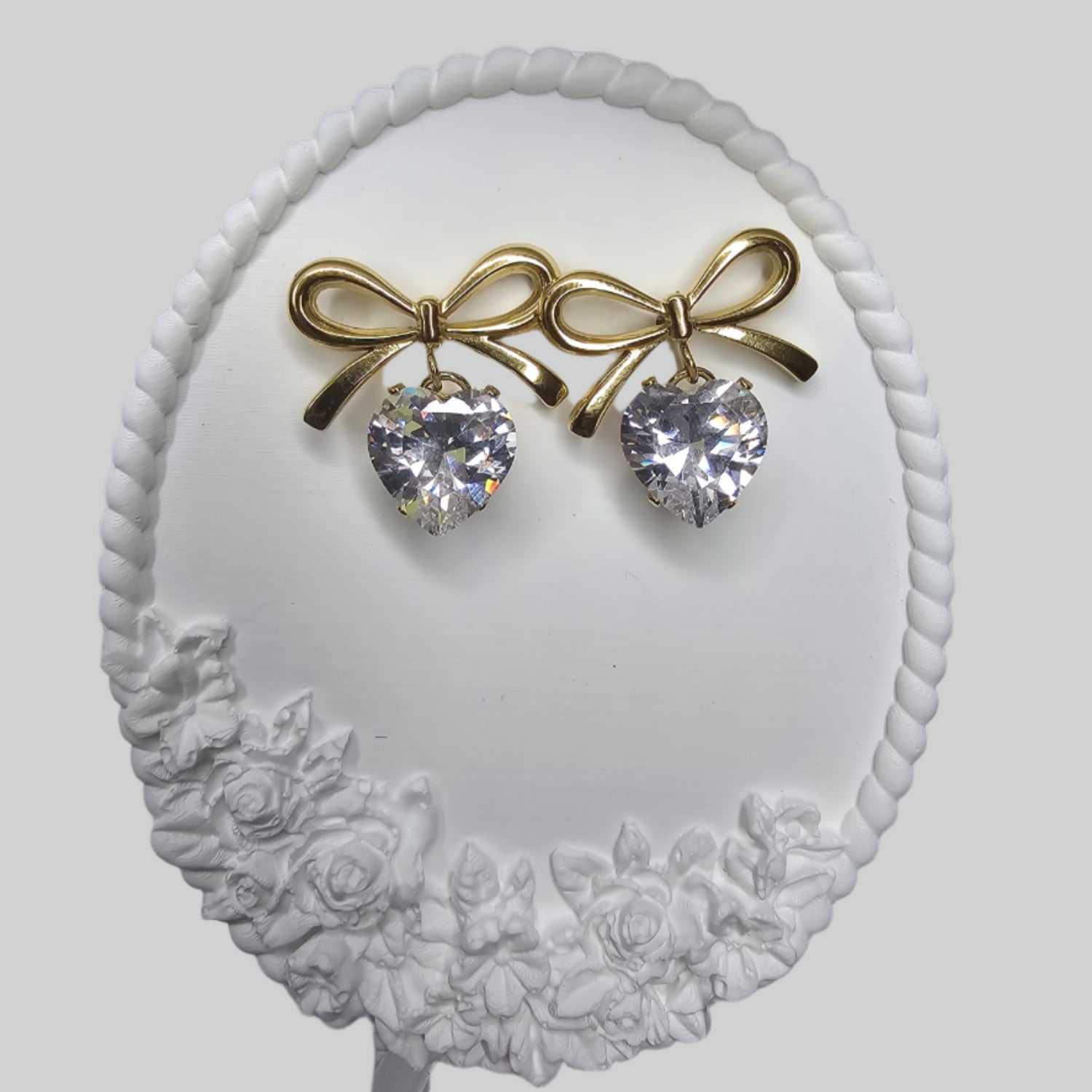 Elegant Sweet Heart Shape Bow Knot Ear Stud