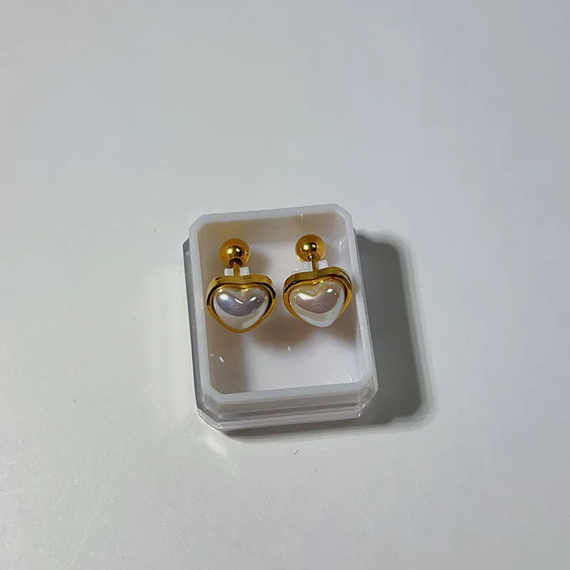 Heart Shape Pearl Earring