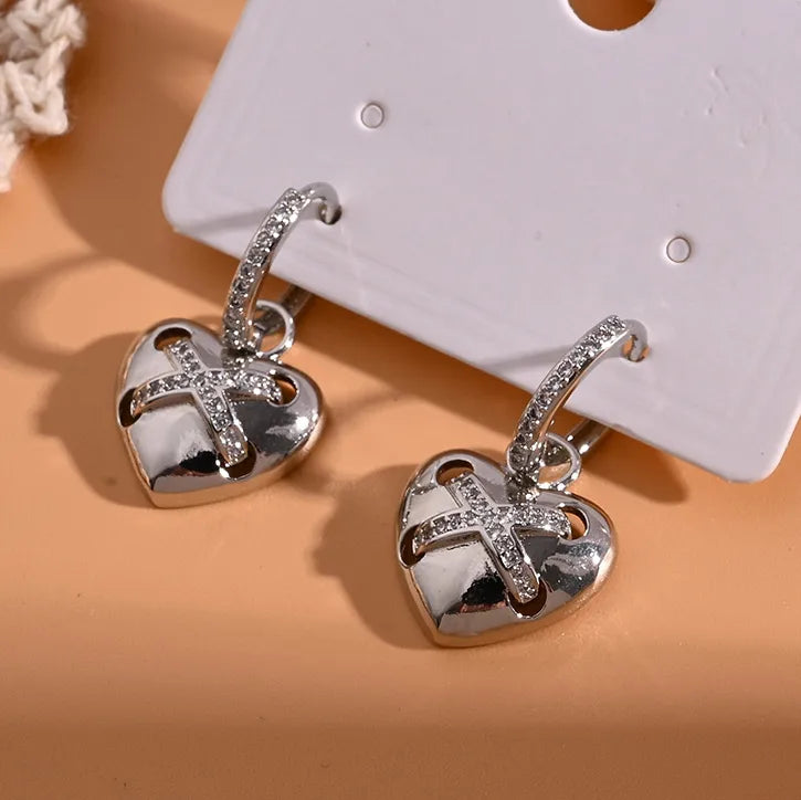 Criss-Cross Heart Earring