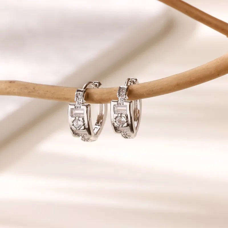 Elegant Simple Earring
