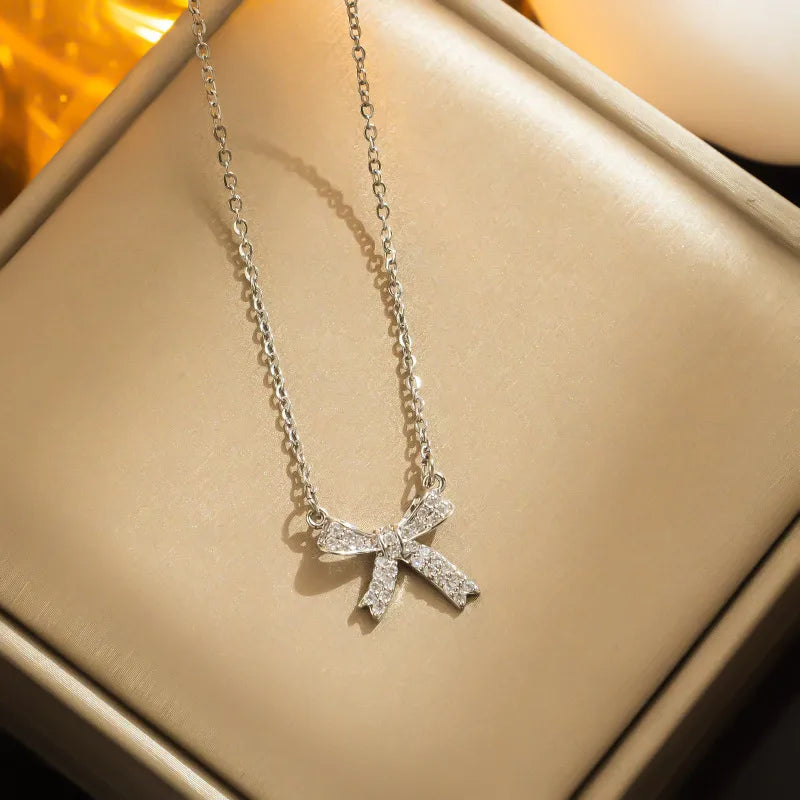Shiny Bow Knot Zircon Necklace