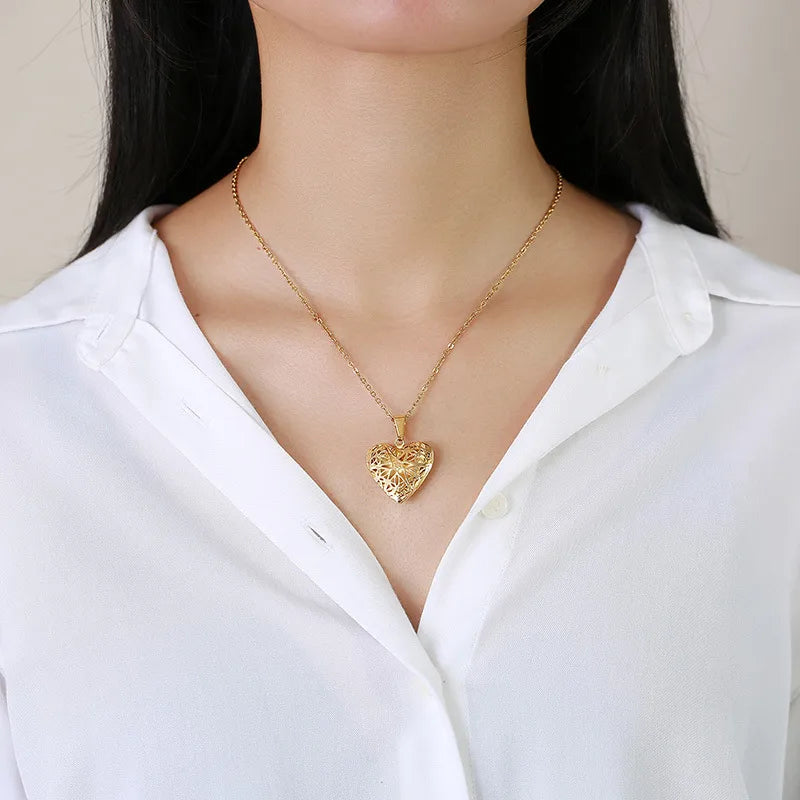 Golden Lace Heart Pendant Necklace