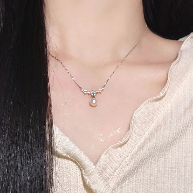 Pearl Drop Pendant Necklace